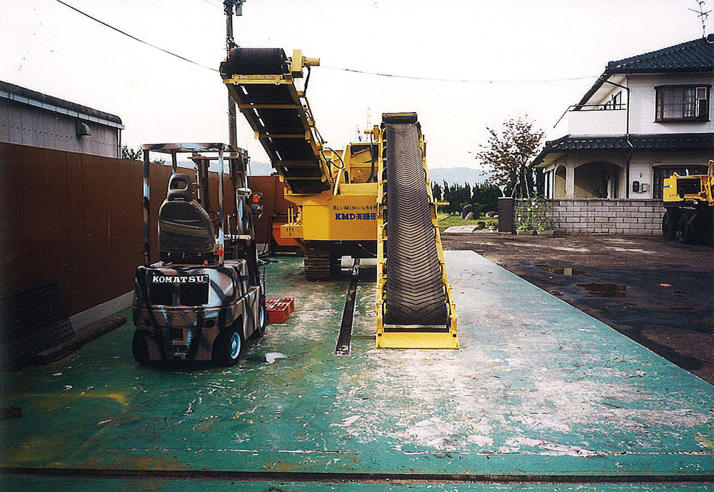 斐川モータープール車輌洗車場